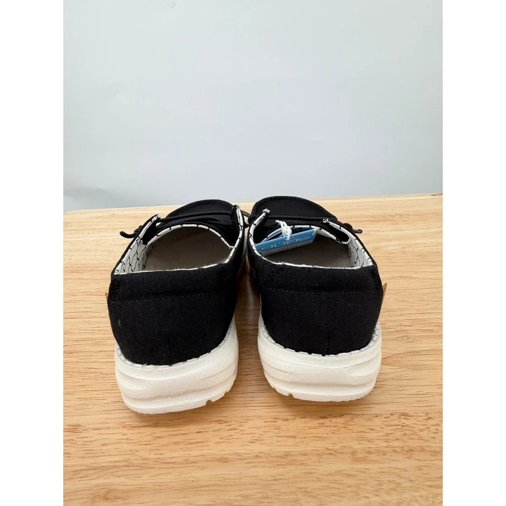 NWT Hey Dude Wendy Youth Linen Black Slip On Loafers Lightweight Kids Shoes K12